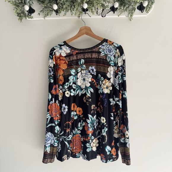 Johnny Was Golden Spring Favorite Long Sleeve V-Neck Swing Tee Dark Floral XL - Picture 4 of 4